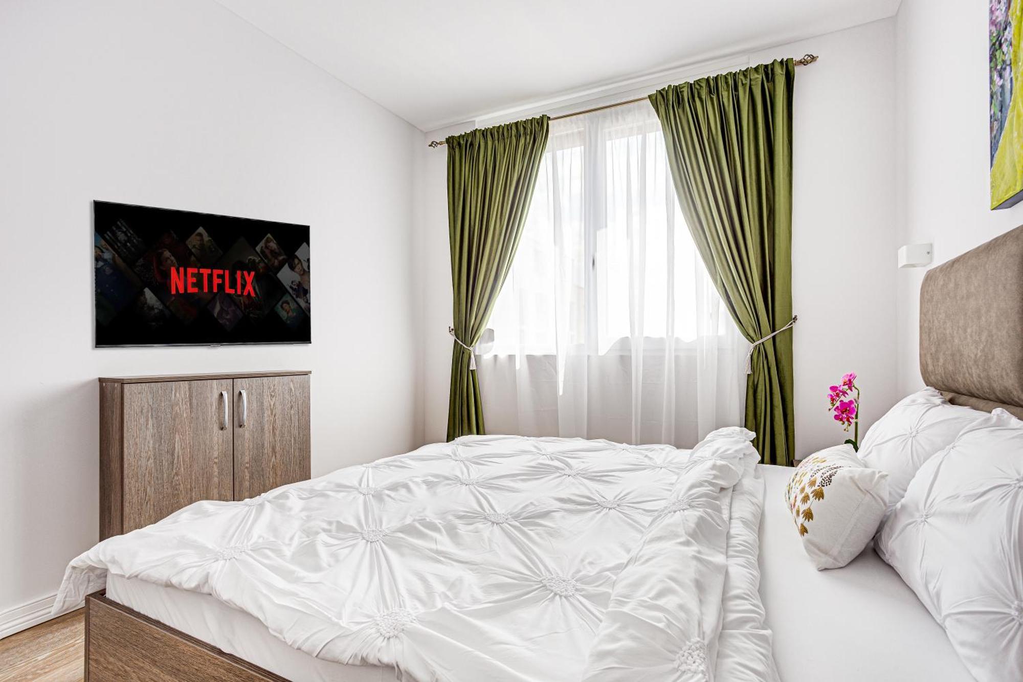 Ari - Afi Mall Luxurious Apartments With Free Parking Arad Esterno foto