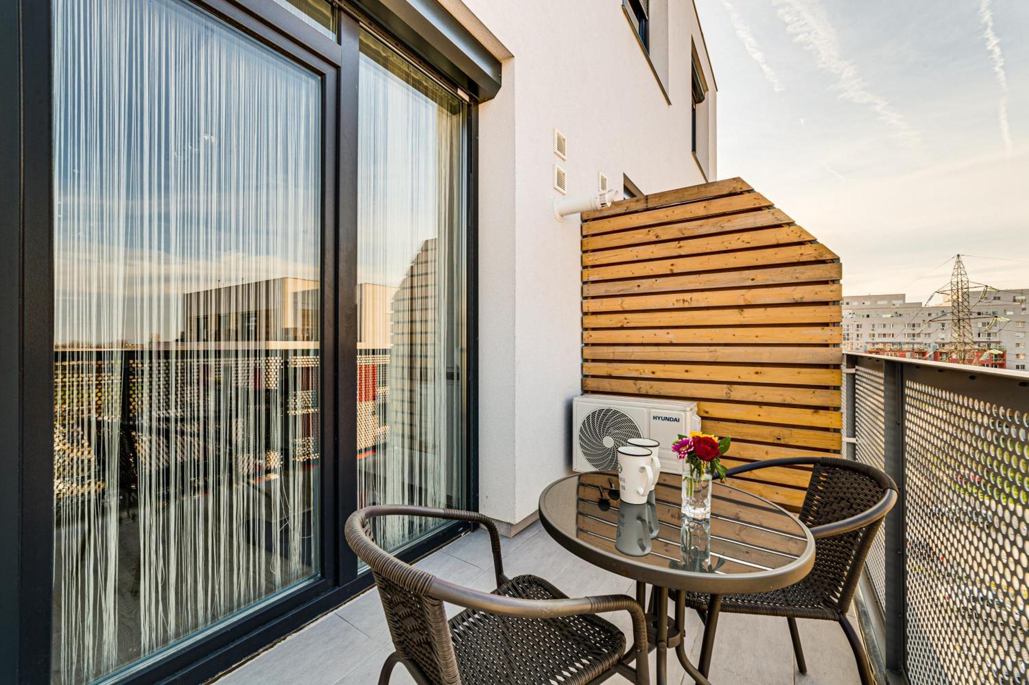 Ari - Afi Mall Luxurious Apartments With Free Parking Arad Esterno foto